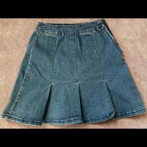 Girls or woman’s high rise tennis skirt